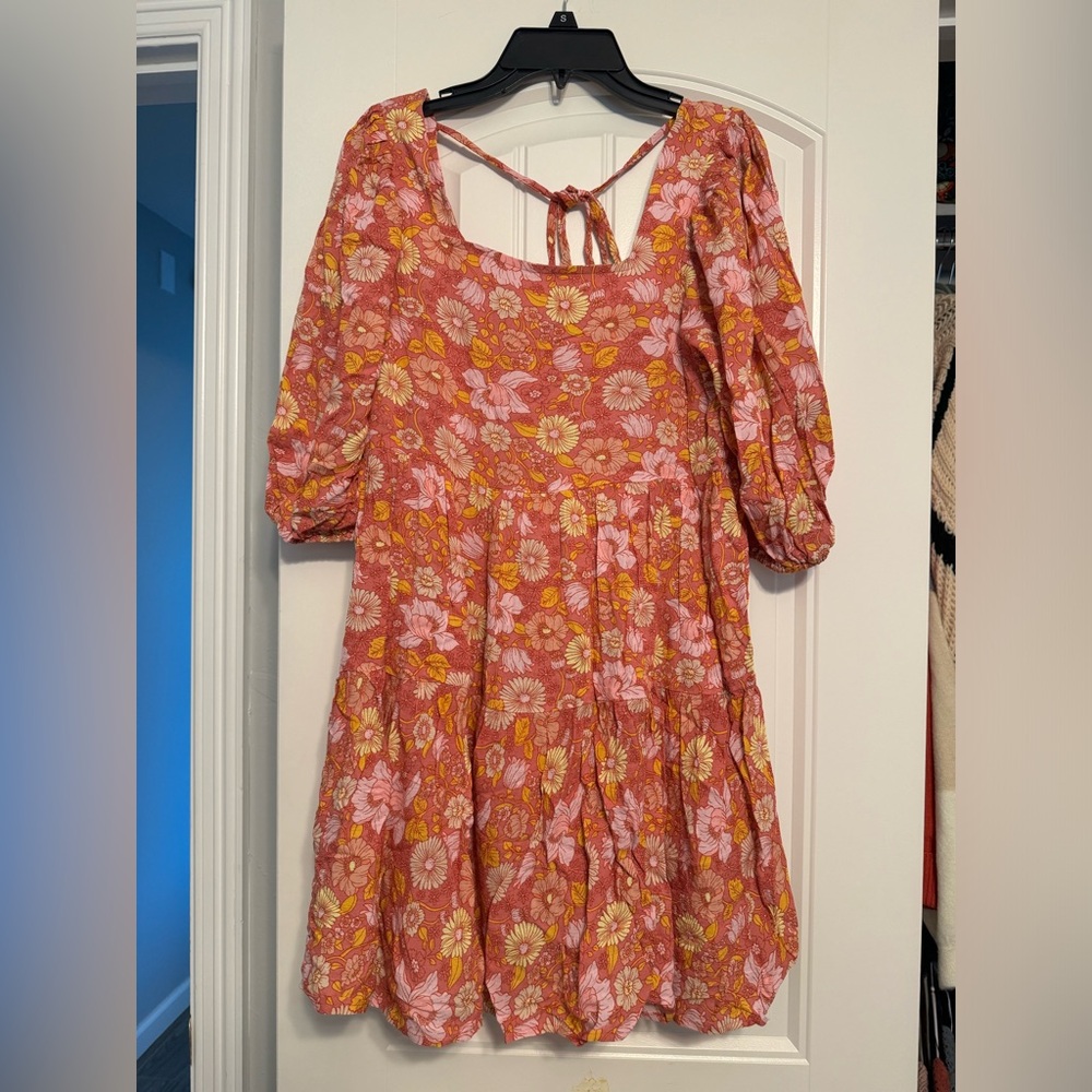 🦋 Pink Lily dress NWOT 🦋
